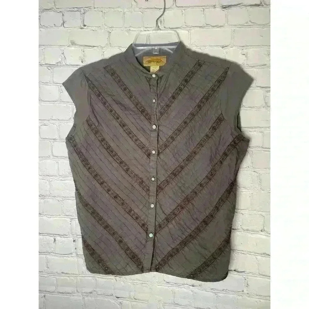 Wrangler Sleeveless Shirt with Turquoise Pearl Snap Buttons & Flowers Size L